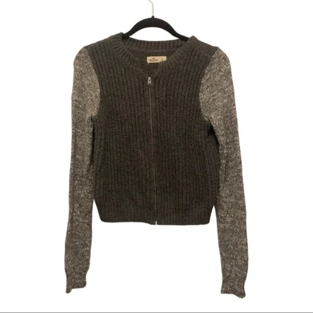 Hollister sweater